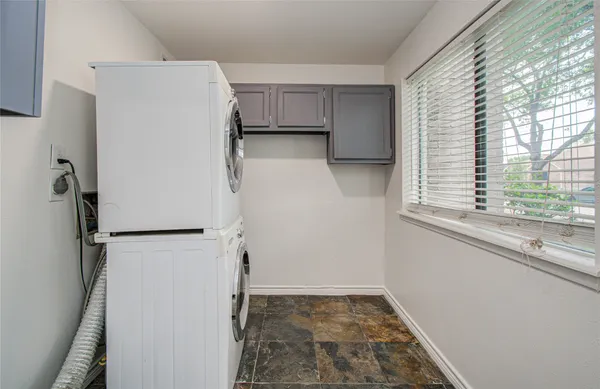 $169,999 | 15309 Kingfield Drive, Unit 9, Houston, TX 77084