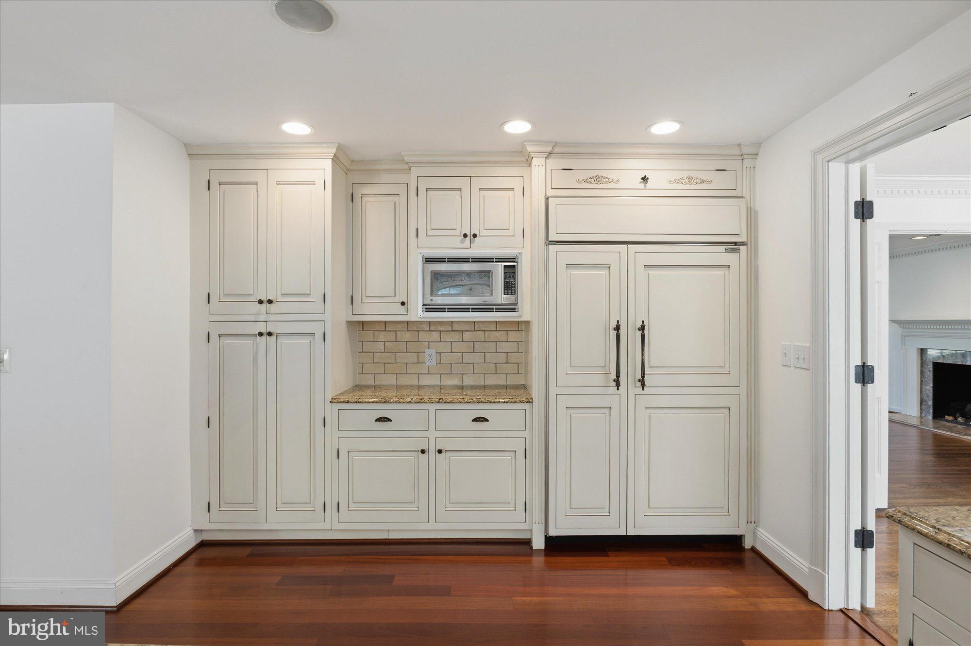 10019 Kendale Road Potomac, MD 20854 - Photo 23 of 64 Subzero and built-in micro