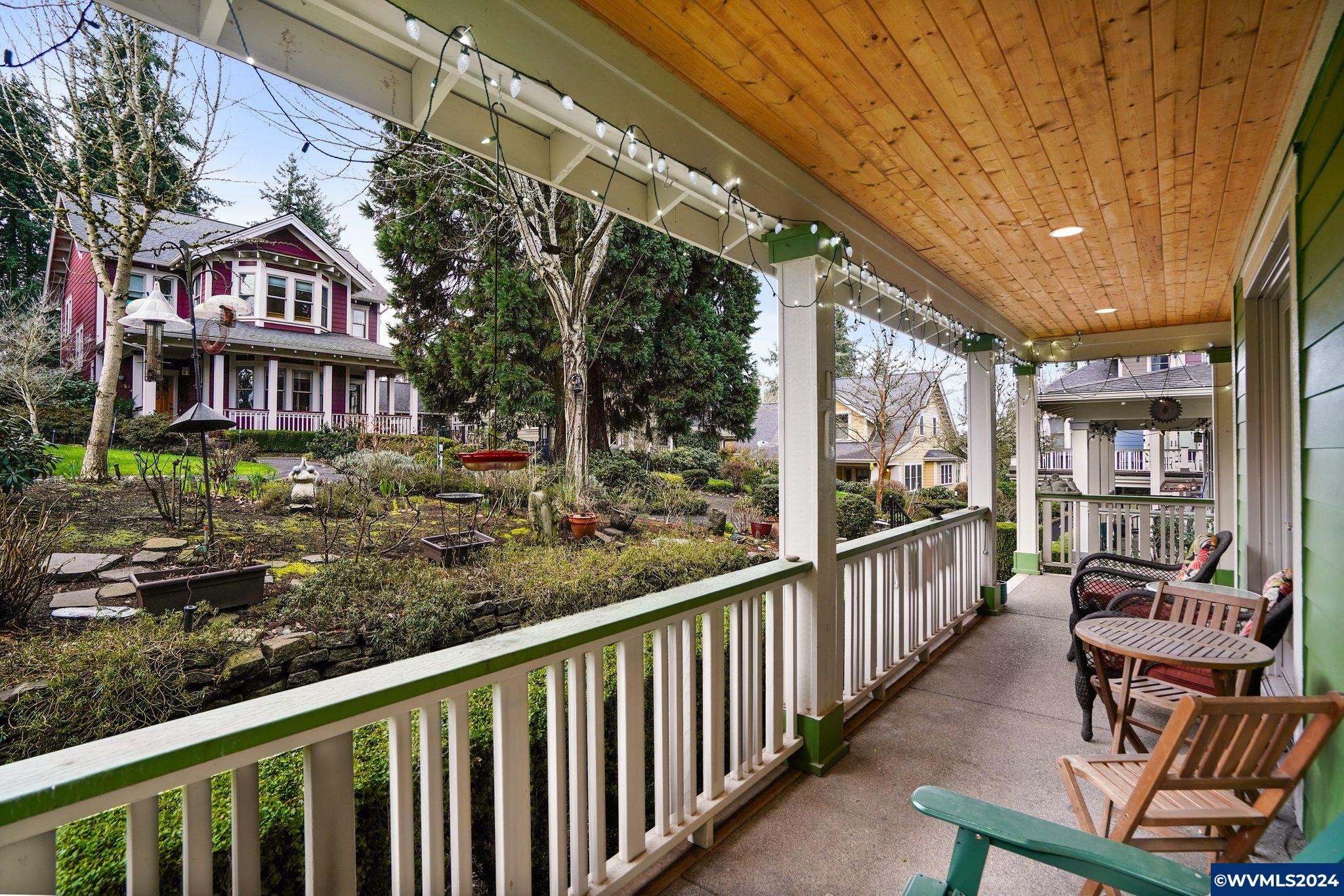 512 Rural Avenue South Salem, OR 97302 - Photo 6 of 36 a view of a porch with furniture