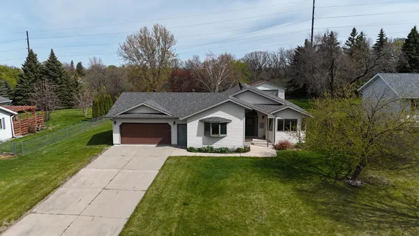 $369,900 | 126 West Hilltop Drive, Fergus Falls, MN 56537