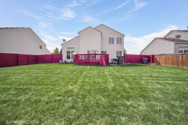 $360,000 | 6520 Bridle Path Drive, Matteson, IL 60443