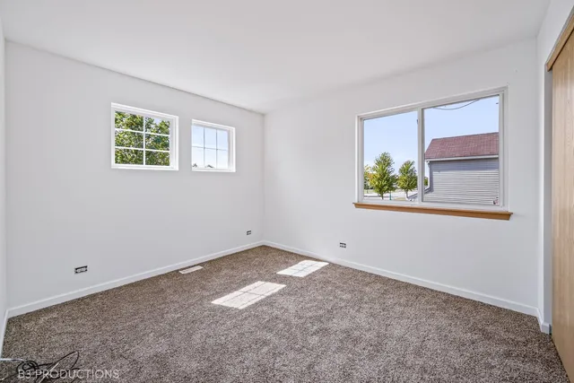 $360,000 | 6520 Bridle Path Drive, Matteson, IL 60443