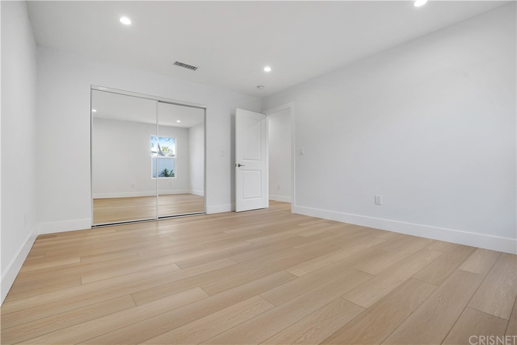 3675 Denair Street Pasadena, CA 91107 - Photo 24 of 37 a view of an empty room