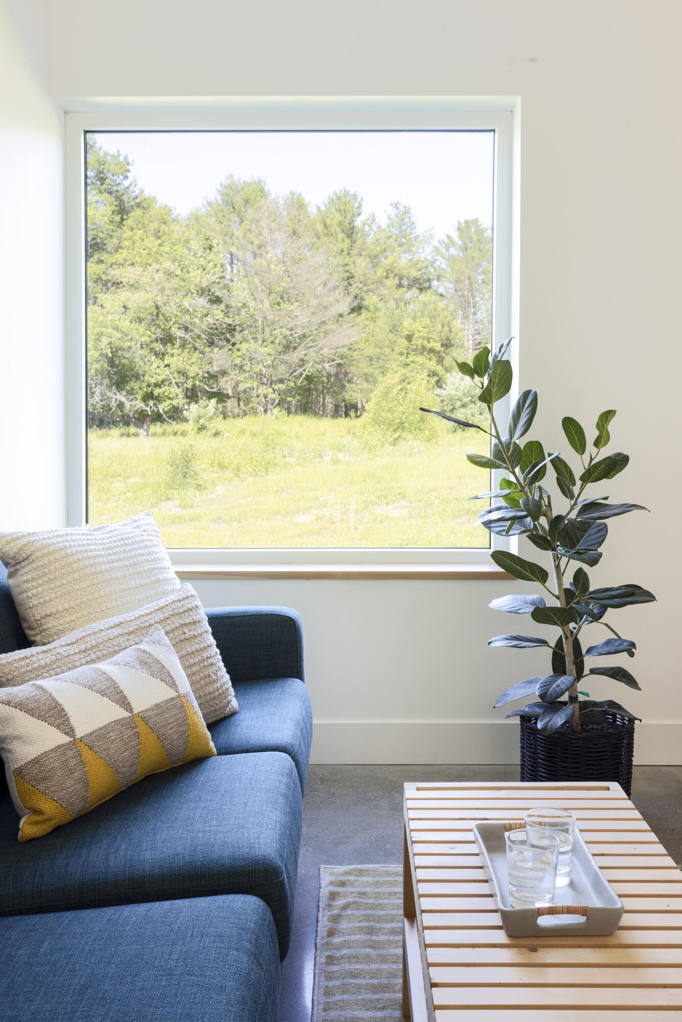 5 Upper Minot Road Pownal, ME 04069 - Photo 13 of 43 Pownal Maine home © Heidi Kirn Photograp