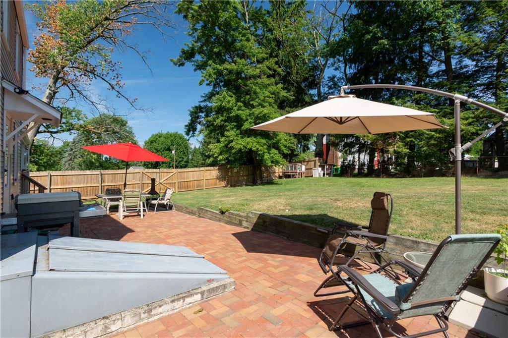104 East McQuistion Road Butler, PA 16001 - Photo 24 of 25 Guests can sure relax while visiting!
