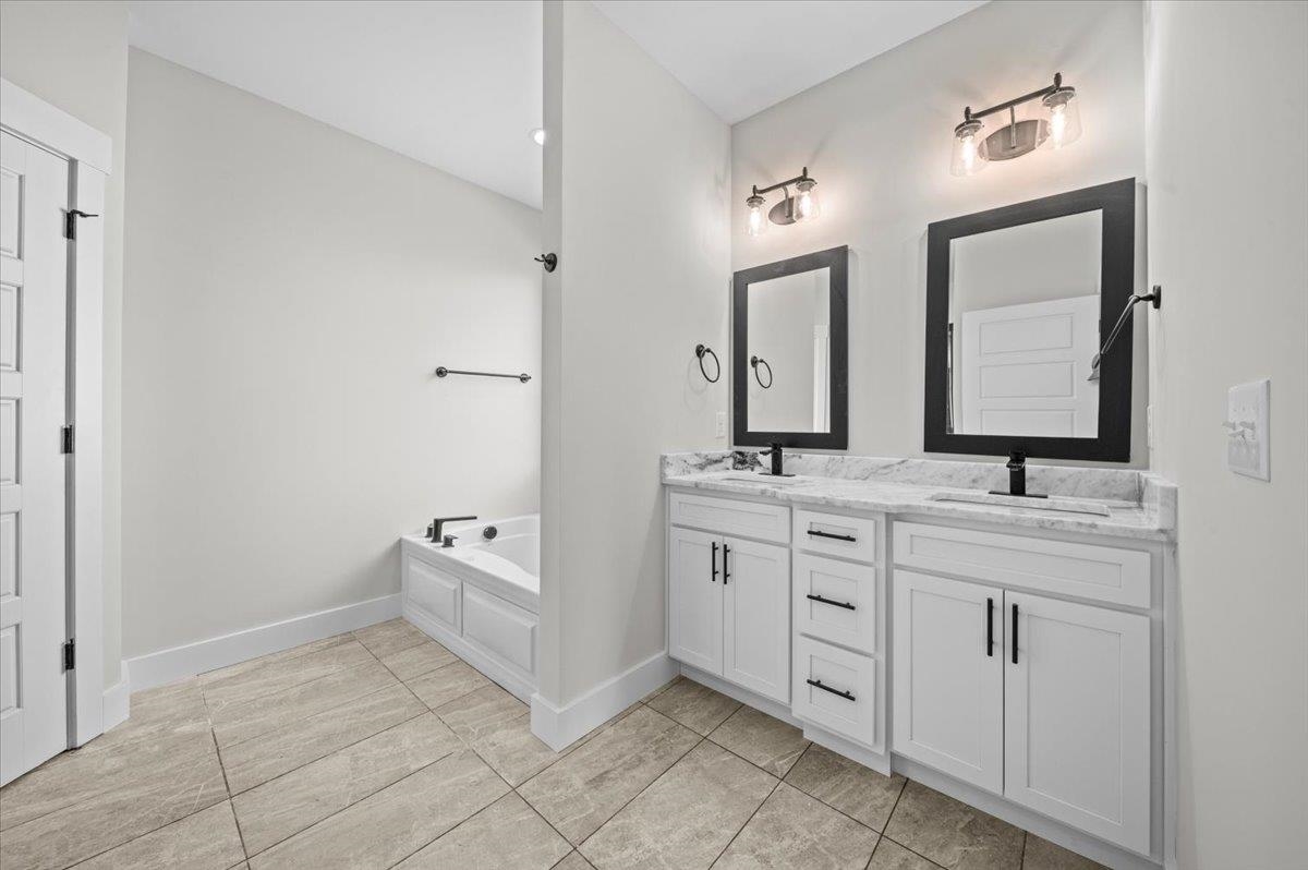 1155 Goodjoin Road Campobello, SC 29322 - Photo 17 of 25