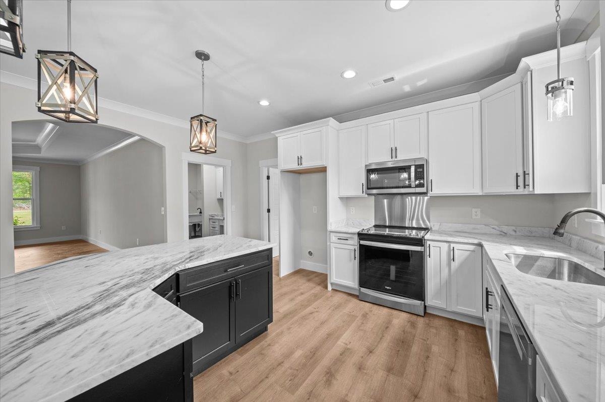 1155 Goodjoin Road Campobello, SC 29322 - Photo 6 of 25