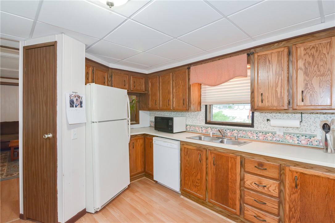 43 Rexmere Road Burrillville, RI 02839 - Photo 15 of 26