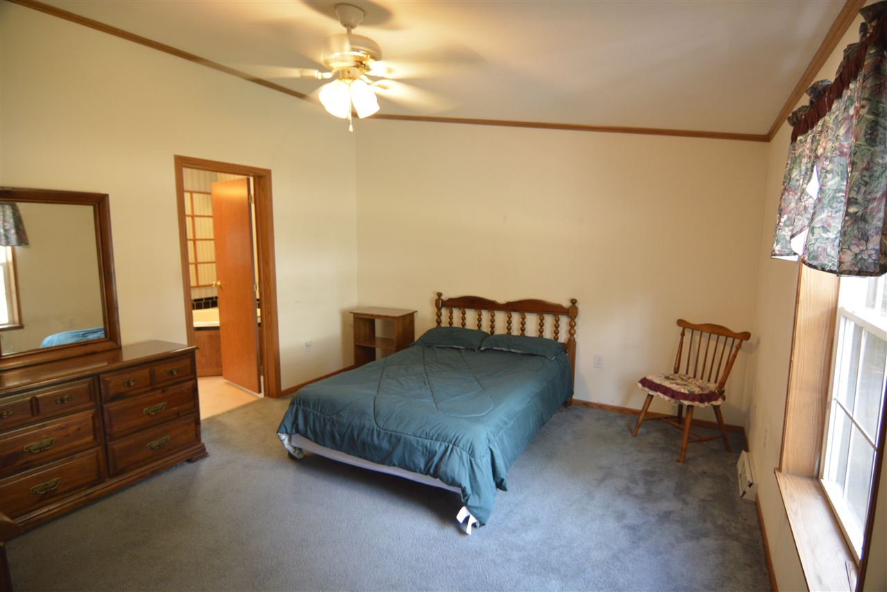 17 Westbury Road Meredith, NH 03253 - Photo 21 of 31 Gallery Image 21