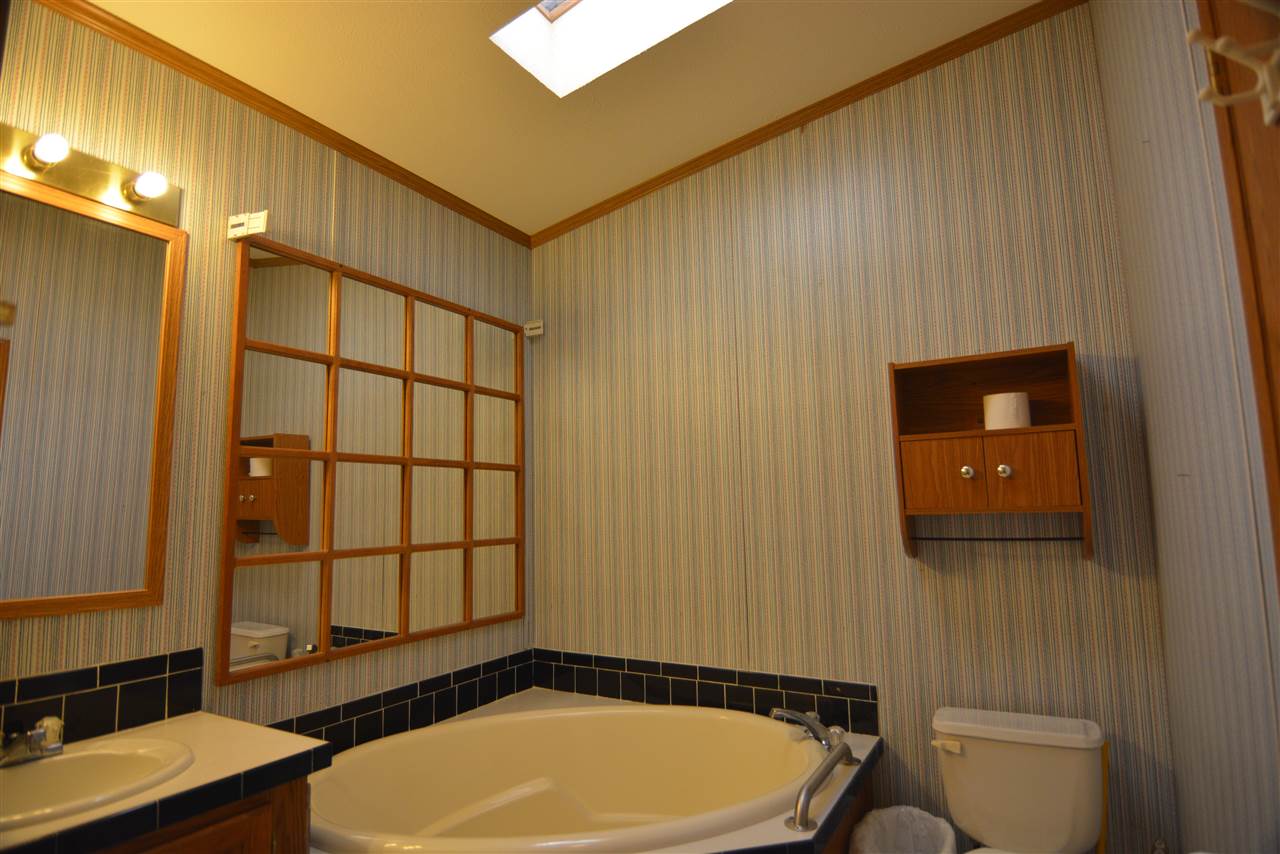 17 Westbury Road Meredith, NH 03253 - Photo 22 of 31 Gallery Image 22