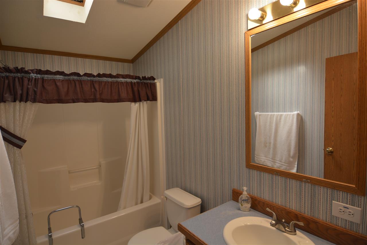 17 Westbury Road Meredith, NH 03253 - Photo 27 of 31 Gallery Image 27