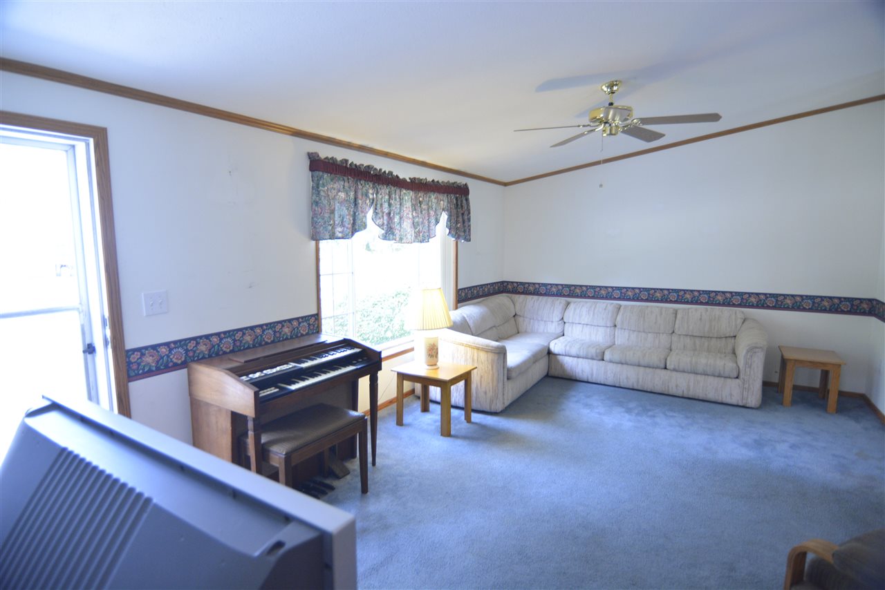 17 Westbury Road Meredith, NH 03253 - Photo 10 of 31 Gallery Image 10