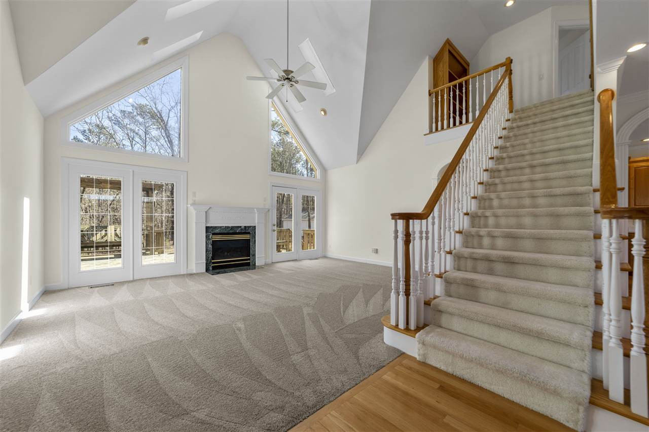 6521 Brack Penny Road Raleigh, NC 27603 - Photo 12 of 30 Living Room
