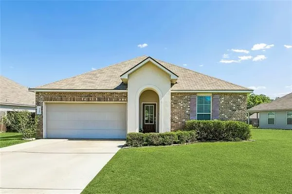 $225,900 | 47595 Cathy Lane, Robert, LA 70455