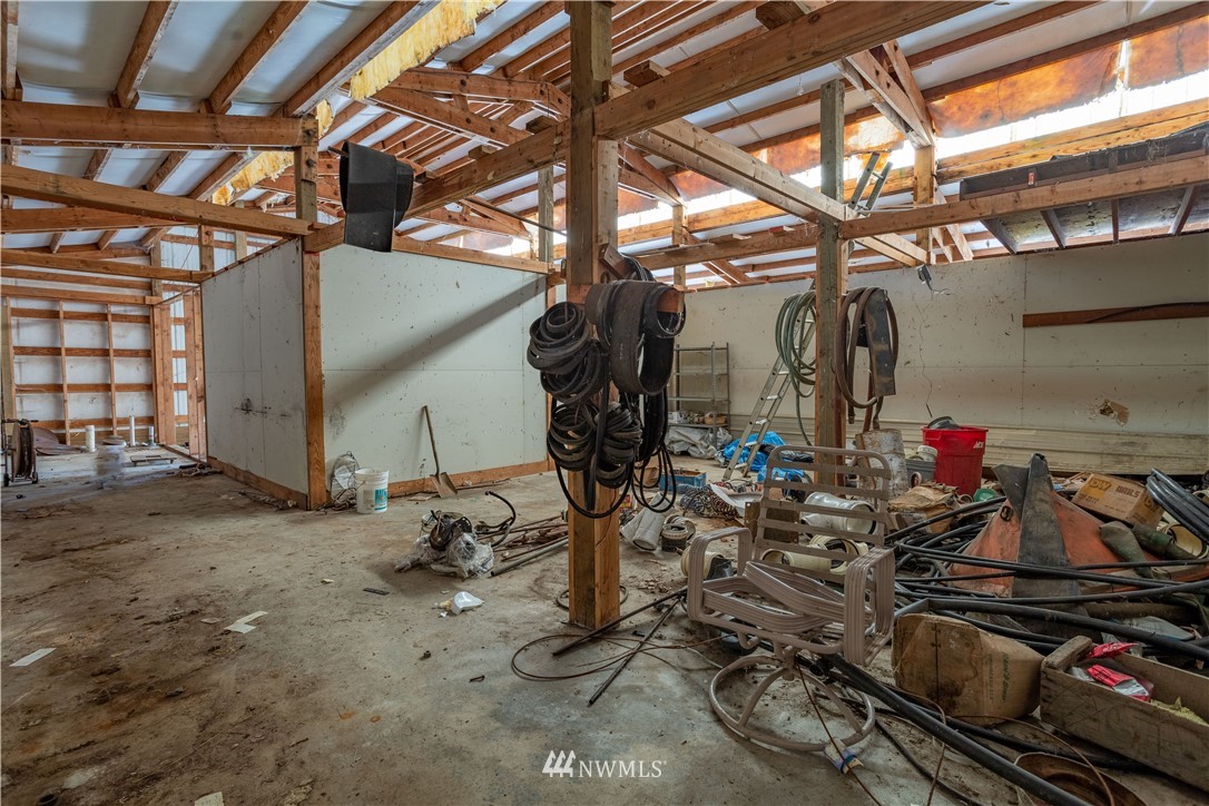 18703 Joselyn Road Southwest Rochester, WA 98579 - Photo 38 of 40 a view of a room with gym equipment