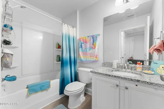 $1,800 | 7470 Shadow Lake Drive, Panama City Beach, FL 32407