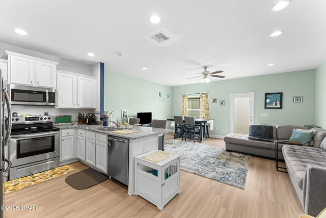 $1,800 | 7470 Shadow Lake Drive, Panama City Beach, FL 32407