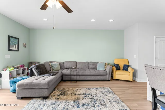 $1,800 | 7470 Shadow Lake Drive, Panama City Beach, FL 32407