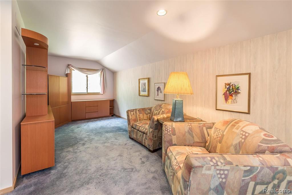 29000 Halsted Road Farmington Hills, MI 48331 - Photo 23 of 48