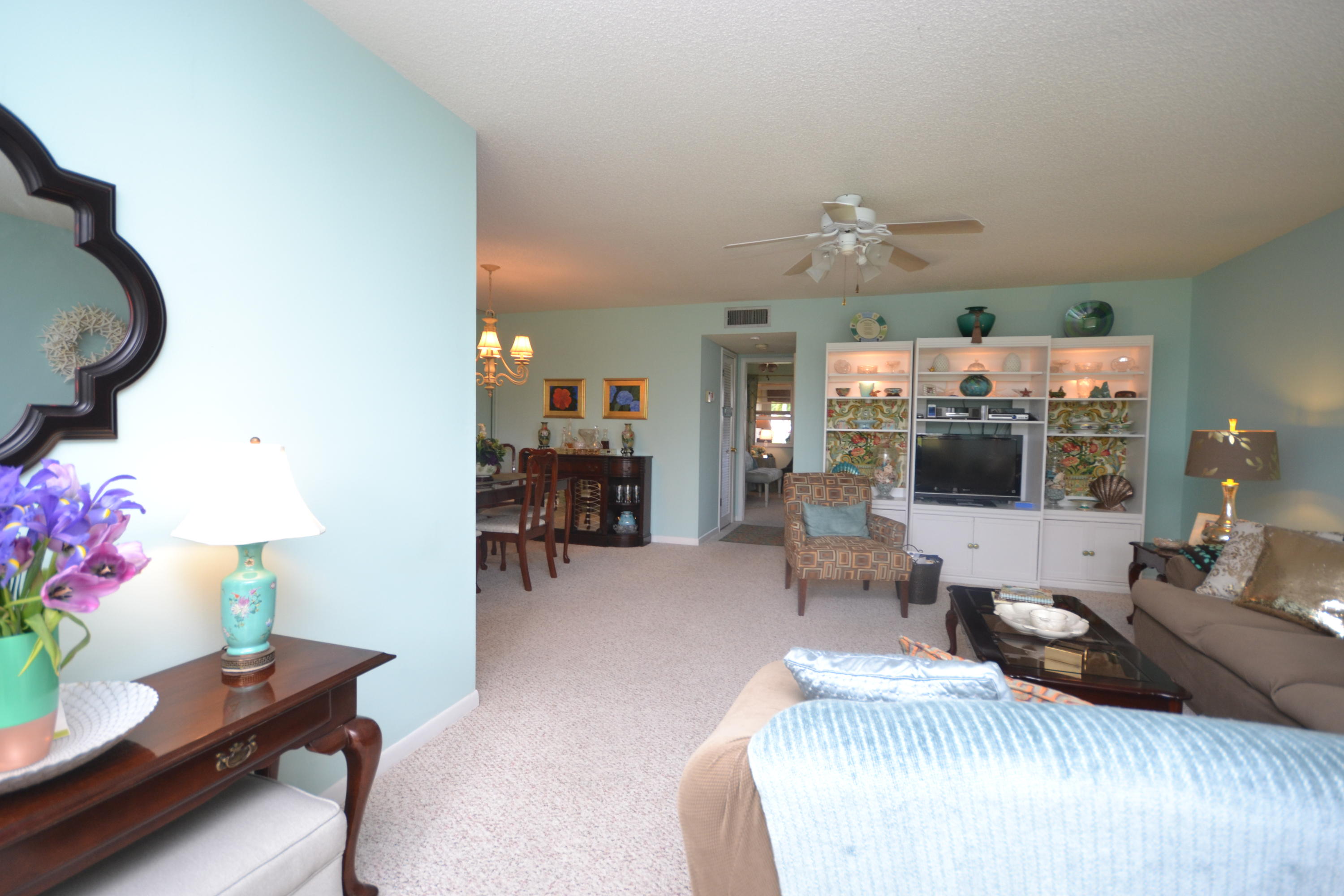 3251 Ridge Hill Road, Unit B Boynton Beach, FL 33435 - Photo 25 of 25 Great Room - Open Floor Plan