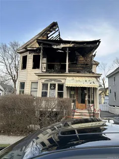 $279,900 | 122 South Cherry Street, Poughkeepsie, NY 12601