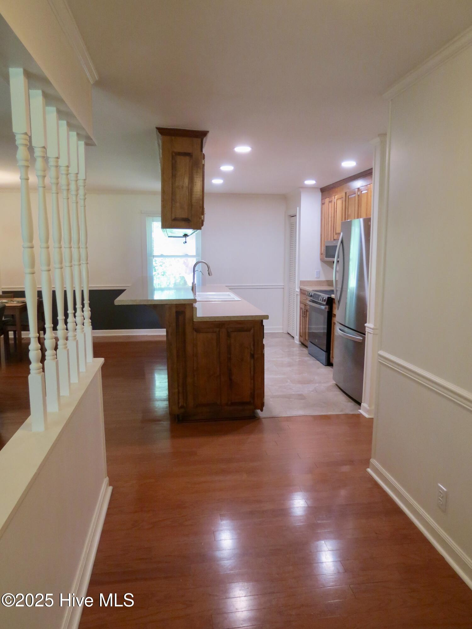 232 Tiptoe Road Edenton, NC 27932 - Photo 3 of 32 Foyer near front door.