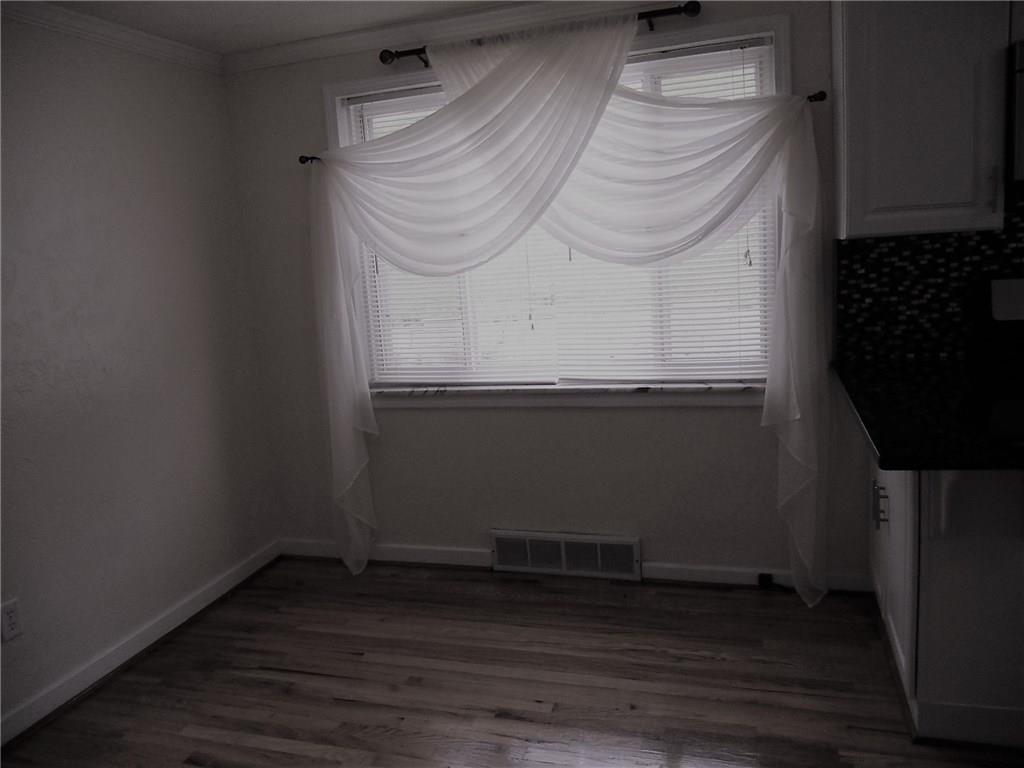 1049 Broughton Road Pittsburgh, PA 15236 - Photo 3 of 15 Gallery Image 3