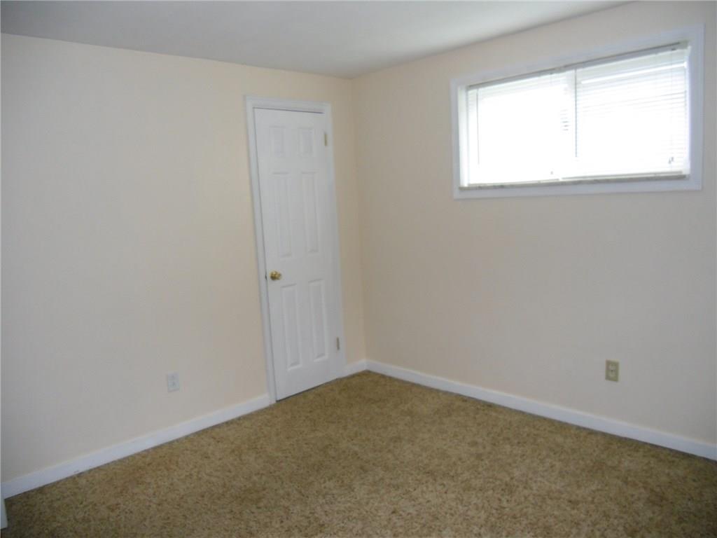 1049 Broughton Road Pittsburgh, PA 15236 - Photo 8 of 15 Gallery Image 8