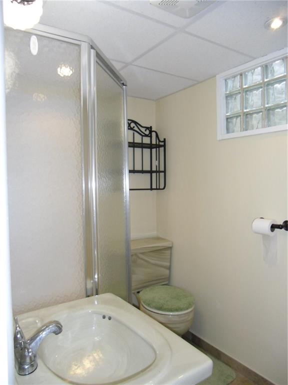 1049 Broughton Road Pittsburgh, PA 15236 - Photo 10 of 15 Gallery Image 10