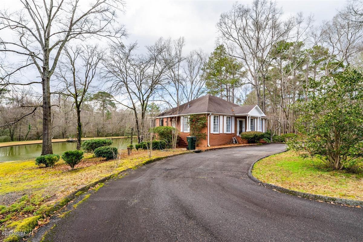 580 Tucker Road Macon, GA 31210 - Photo 2 of 37 02-DSC06337