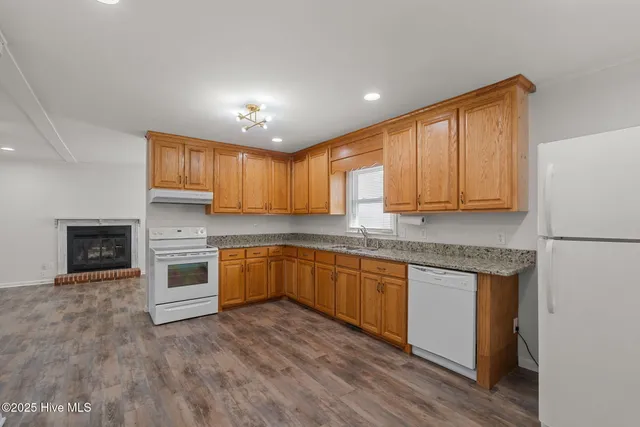 $290,000 | 435 Sand Pit Road, Aberdeen, NC 28315