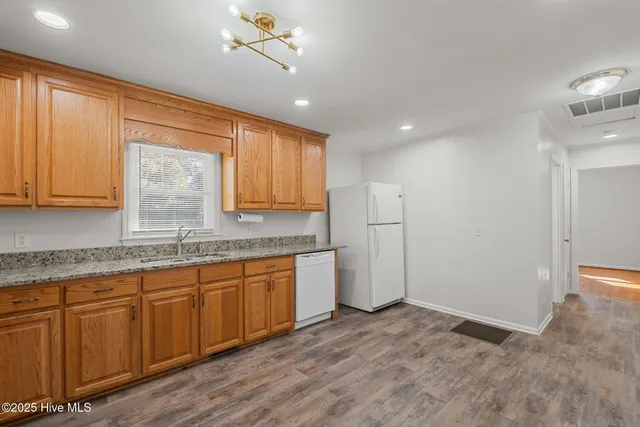 $290,000 | 435 Sand Pit Road, Aberdeen, NC 28315