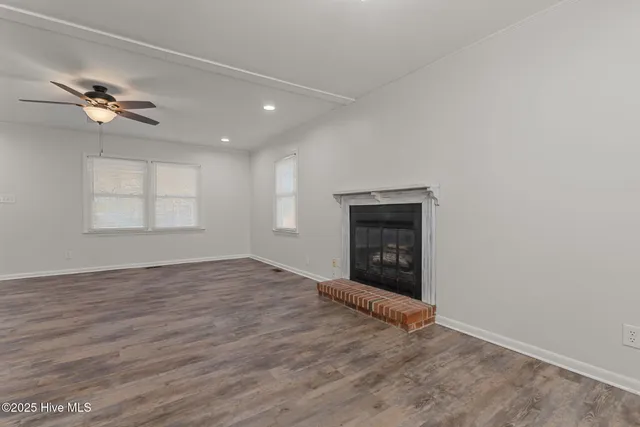 $290,000 | 435 Sand Pit Road, Aberdeen, NC 28315