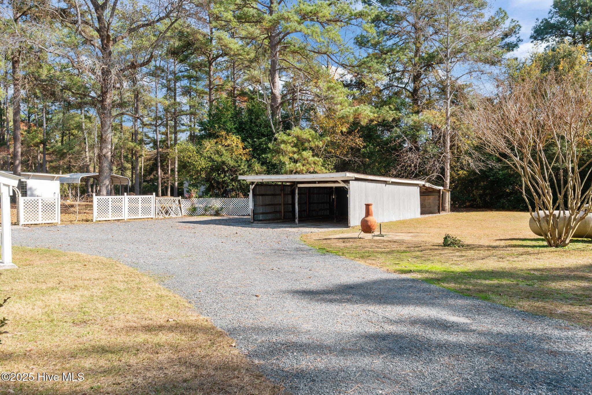 435 Sand Pit Road Aberdeen, NC 28315 - Photo 4 of 49 Detached carport