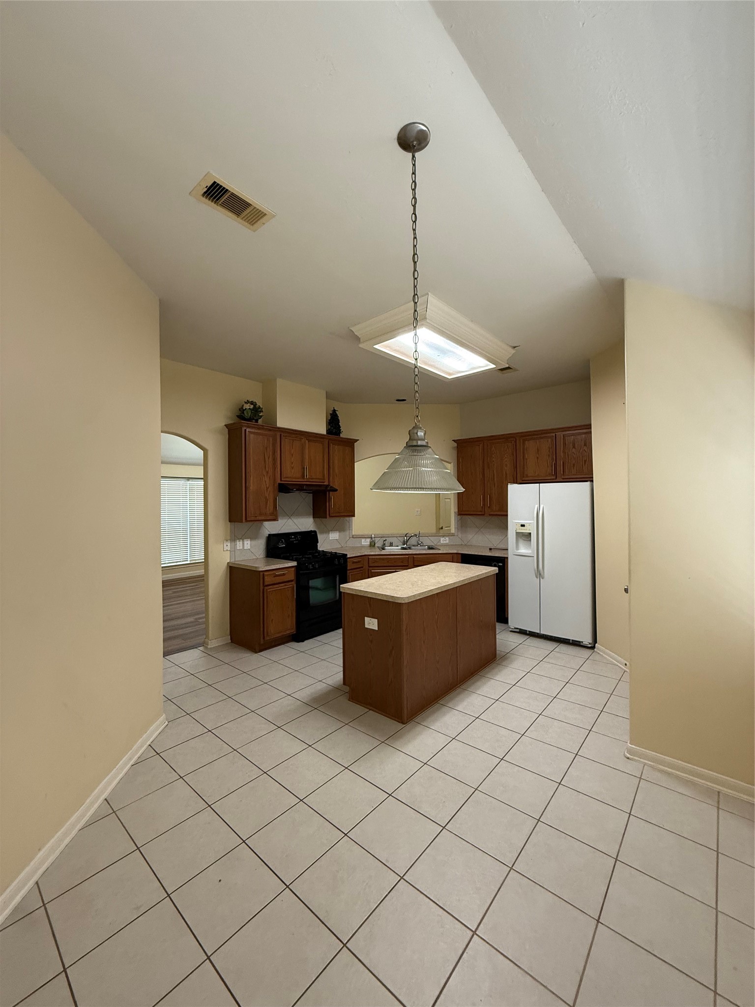 13239 Rustic Garden Drive Houston, TX 77083 - Photo 5 of 12
