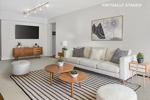 $275,000 | 177 East Hartsdale Avenue, Unit 3L, Hartsdale, NY 10530