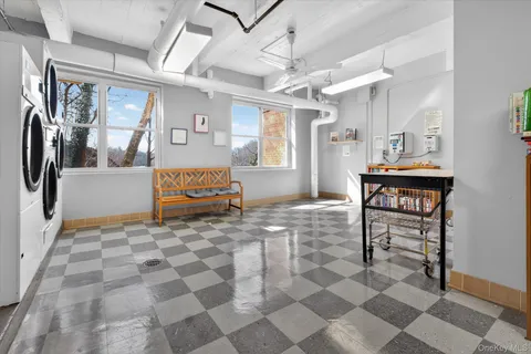 $275,000 | 177 East Hartsdale Avenue, Unit 3L, Hartsdale, NY 10530