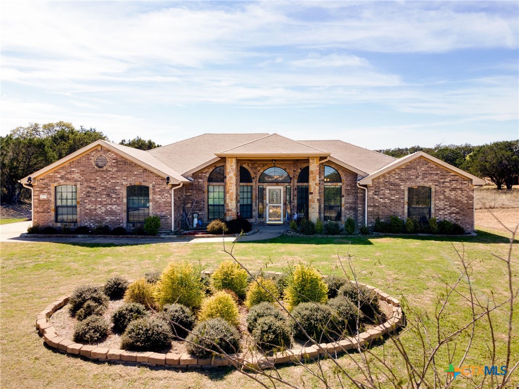 1467 County Road 4820 Kempner, TX 76539 - Photo 3 of 38 a front view of a house with a yard