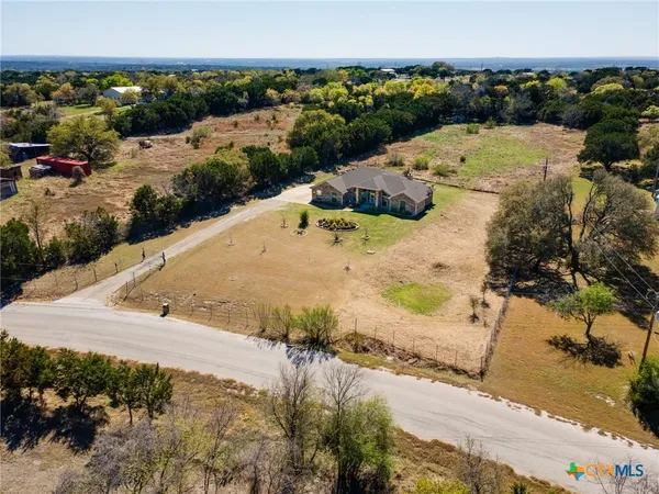 $463,000 | 1467 County Road 4820, Kempner, TX 76539