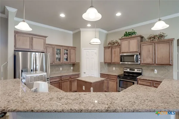 $463,000 | 1467 County Road 4820, Kempner, TX 76539