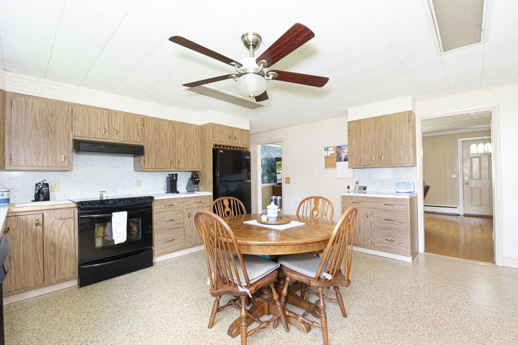 70 Trinity Avenue Worcester, MA 01605 - Photo 15 of 28