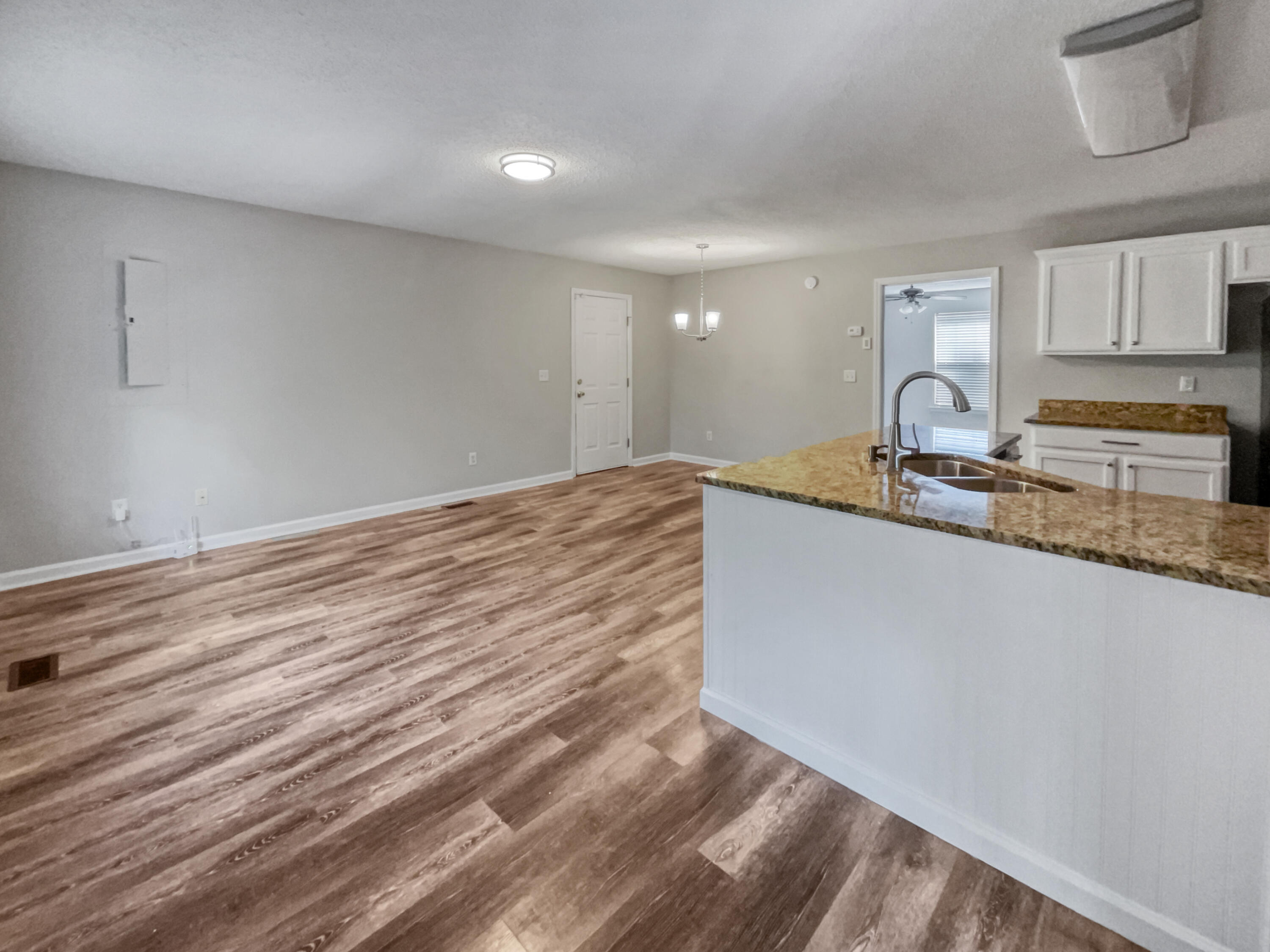 7314 Noah Reid Road Chattanooga, TN 37421 - Photo 3 of 17 photo_05