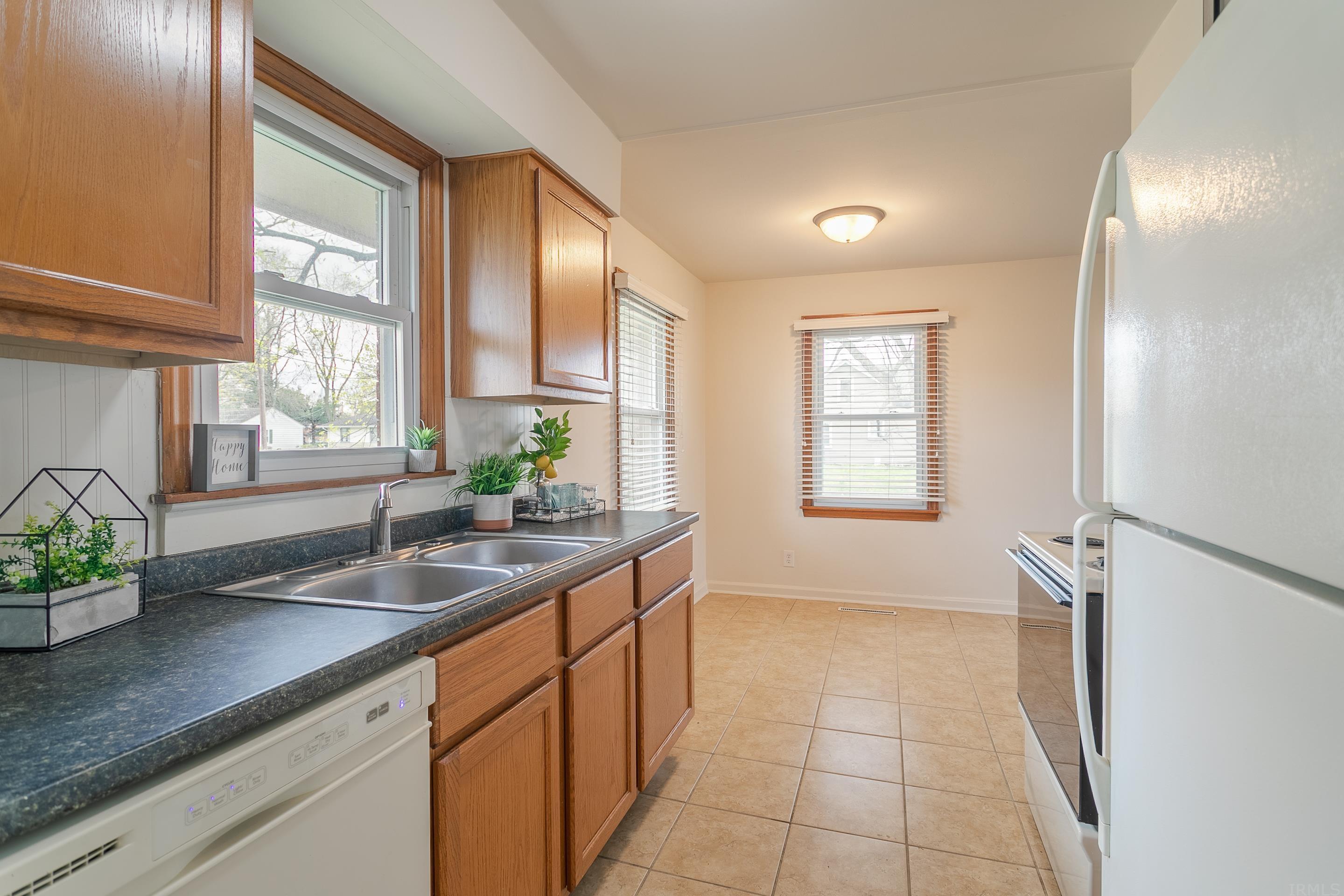 2501 Vogel Road Evansville, IN 47711 - Photo 11 of 27