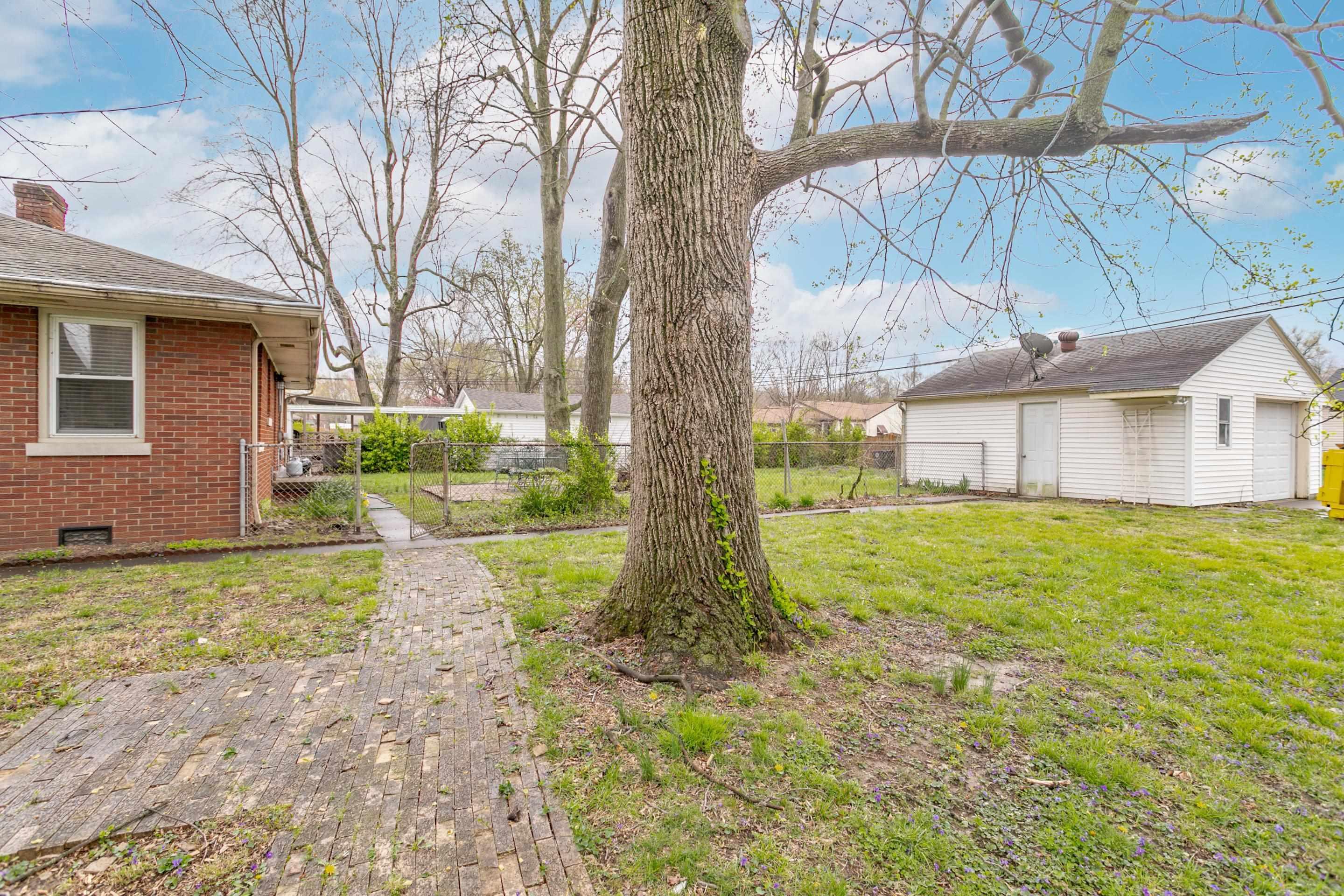 2501 Vogel Road Evansville, IN 47711 - Photo 18 of 27