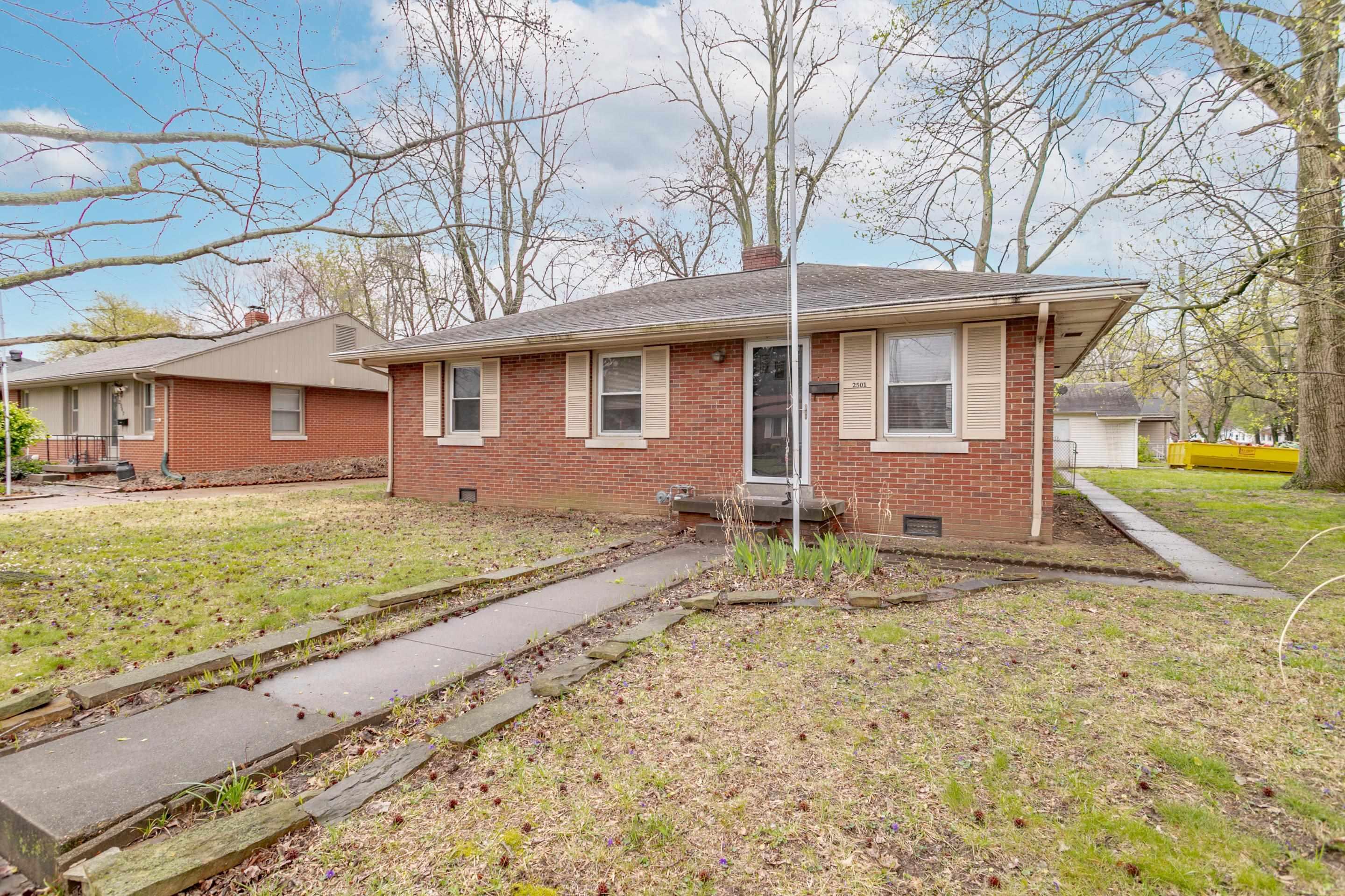 2501 Vogel Road Evansville, IN 47711 - Photo 3 of 27