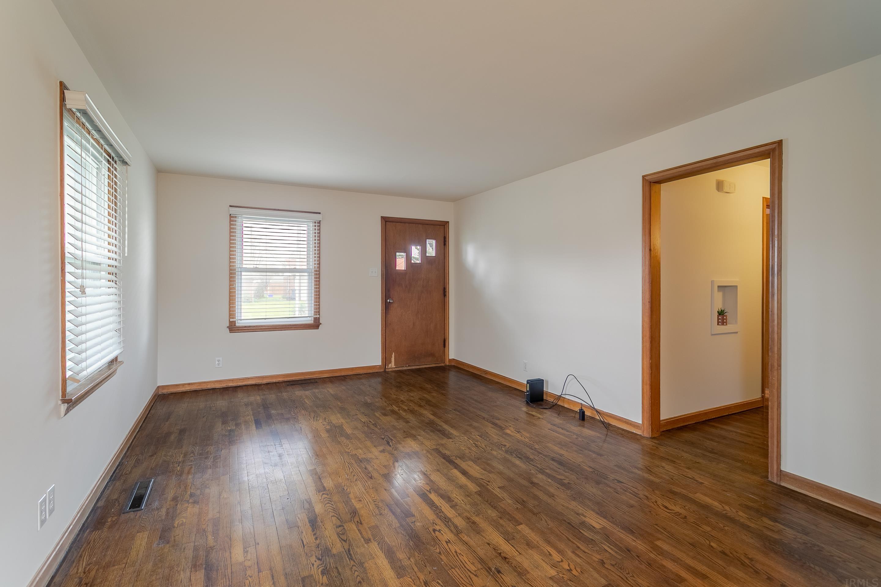 2501 Vogel Road Evansville, IN 47711 - Photo 4 of 27