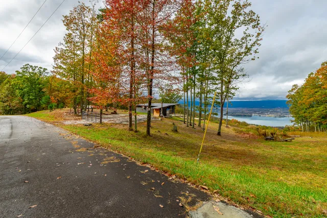 $475,000 | 720 Wohalie Lane, South Pittsburg, TN 37380