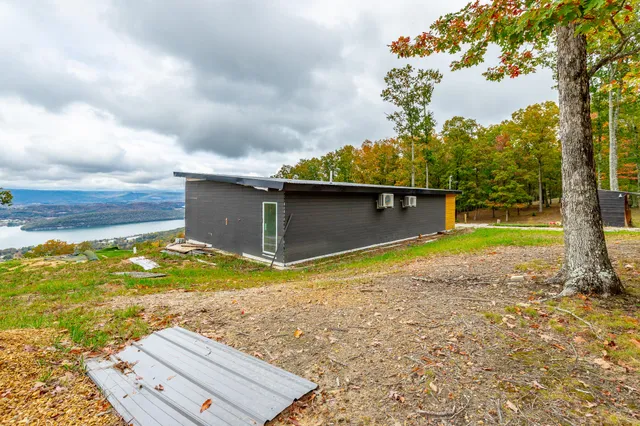 $475,000 | 720 Wohalie Lane, South Pittsburg, TN 37380