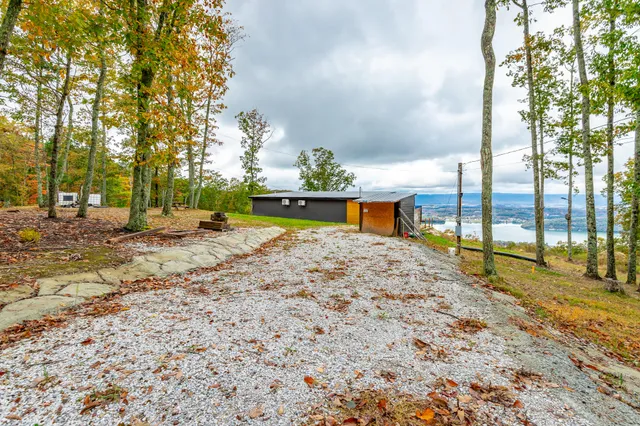 $475,000 | 720 Wohalie Lane, South Pittsburg, TN 37380