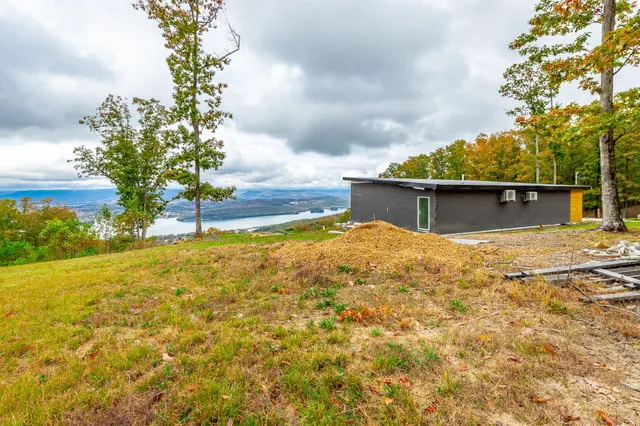 $475,000 | 720 Wohalie Lane, South Pittsburg, TN 37380